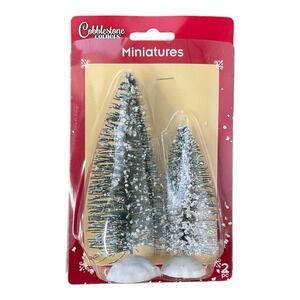 Cobblestone Corners Miniatures 2 Piece Christmas Tree Set